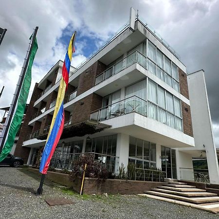 Luxury Hotel Санта Роса де Кабал Екстериор снимка