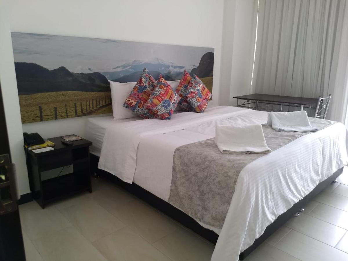Luxury Hotel Санта Роса де Кабал Екстериор снимка